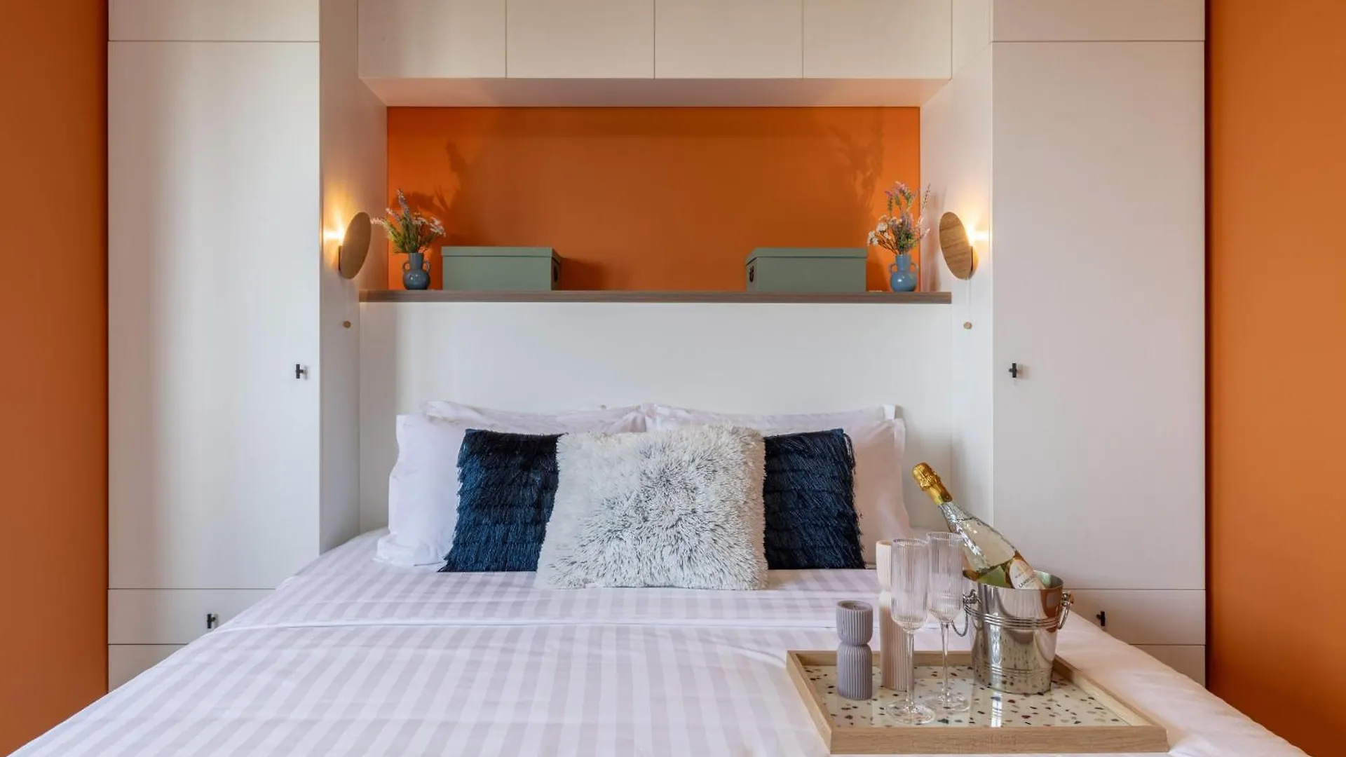 Playful & Bright 1Br Near The Faculty Of Law Appartement Boekarest