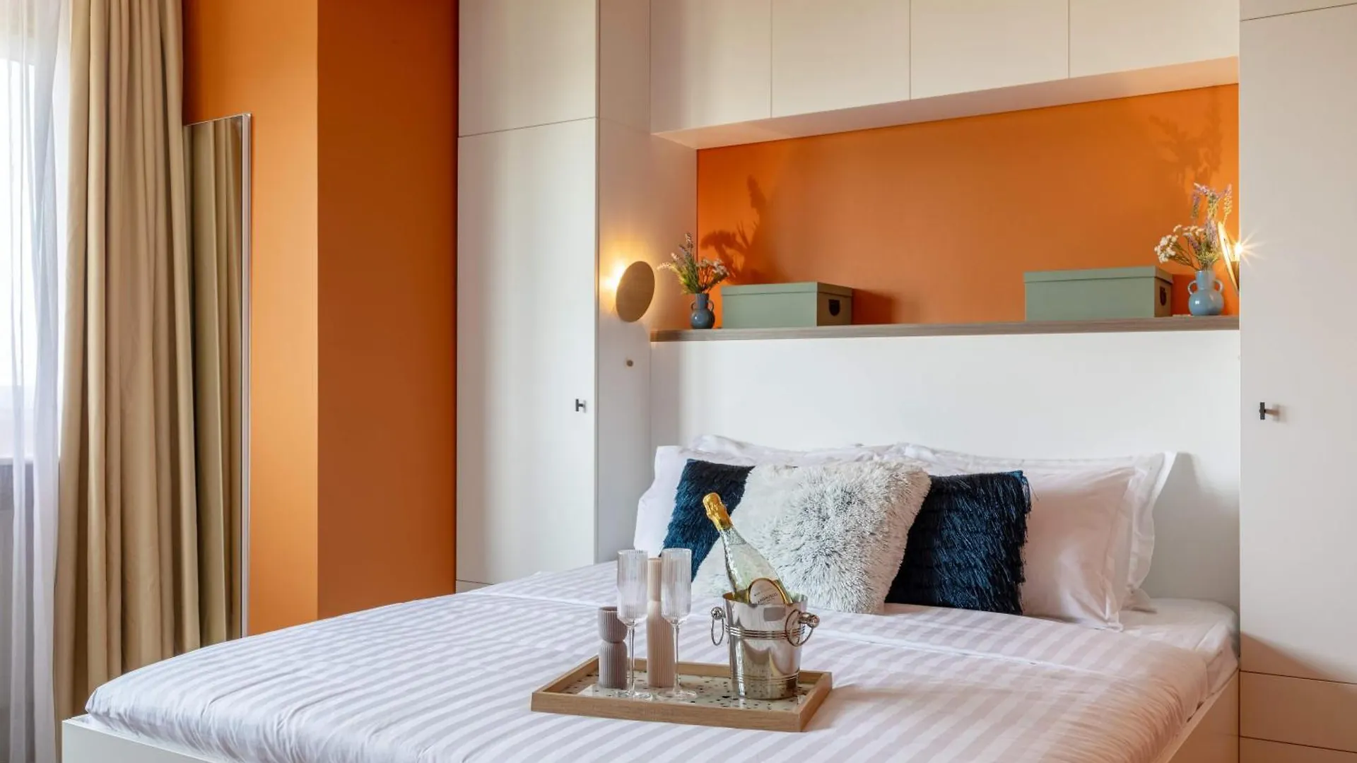 Appartamento Playful & Bright 1Br Near The Faculty Of Law Bucarest